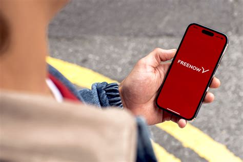 In-Demand Kiara Advani Inspired Bridal Set