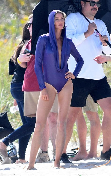 In-Demand Kiara Advani Inspired Bridal Set