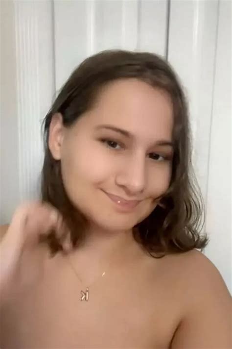 In-Demand Kiara Advani Inspired Bridal Set