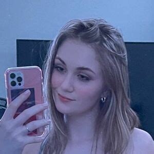 In-Demand Kiara Advani Inspired Bridal Set