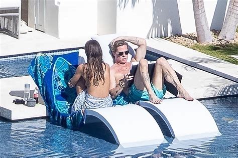 In-Demand Kiara Advani Inspired Bridal Set