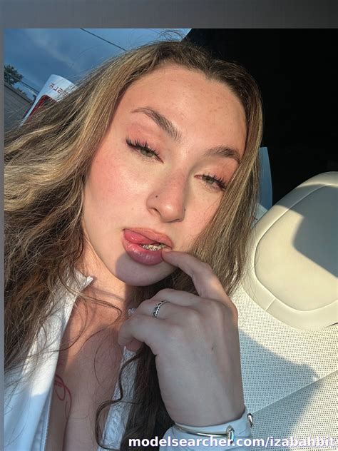 In-Demand Kiara Advani Inspired Bridal Set