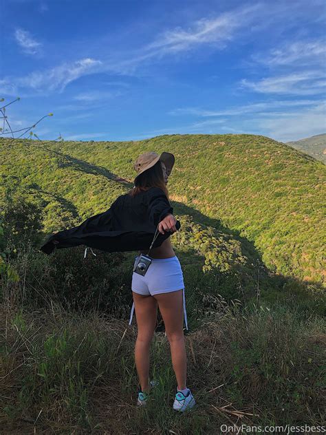 In-Demand Kiara Advani Inspired Bridal Set