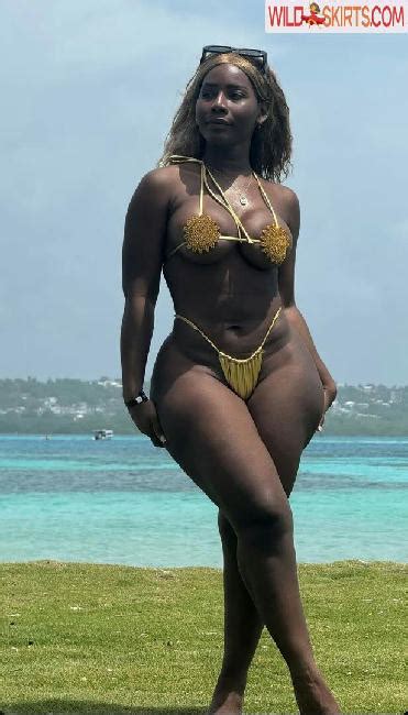 In-Demand Kiara Advani Inspired Bridal Set