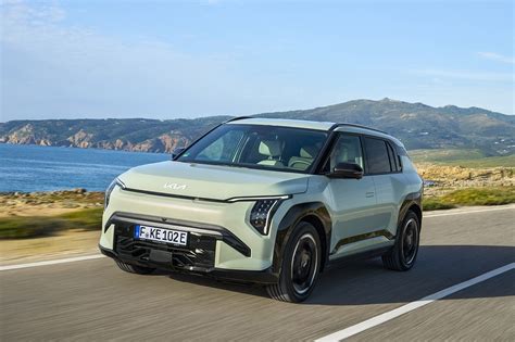 In-Demand Kiara Advani Inspired Bridal Set