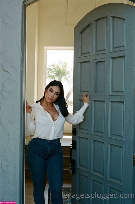 In-Demand Kiara Advani Inspired Bridal Set