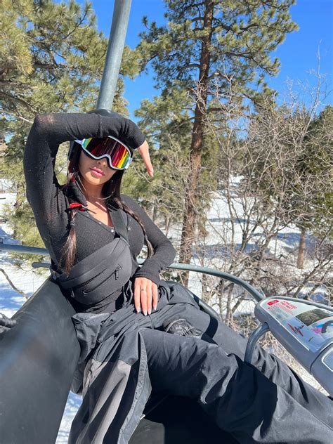 In-Demand Kiara Advani Inspired Bridal Set