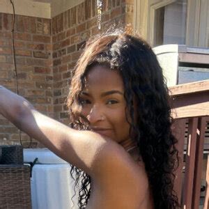 In-Demand Kiara Advani Inspired Bridal Set