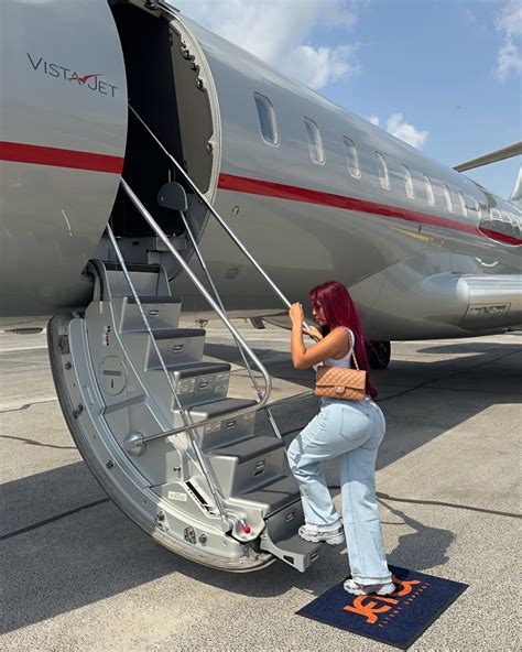 In-Demand Kiara Advani Inspired Bridal Set