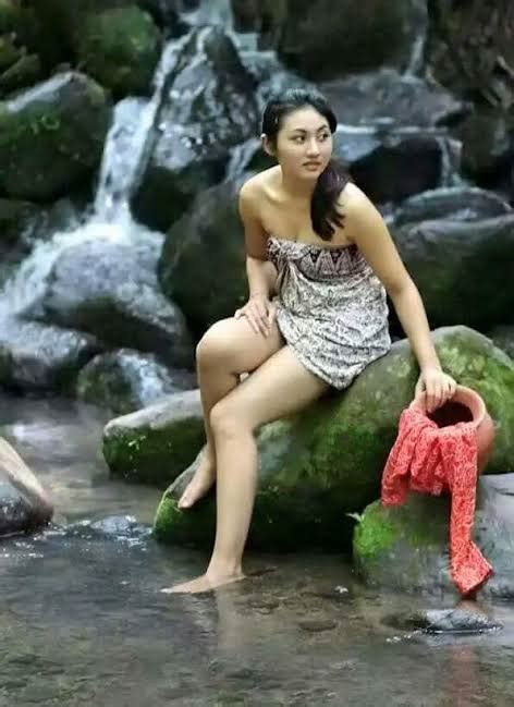 In-Demand Kiara Advani Inspired Bridal Set