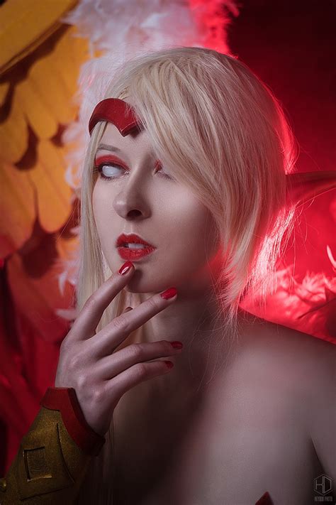 In-Demand Kiara Advani Inspired Bridal Set