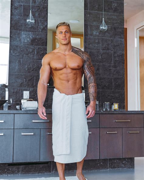 In-Demand Kiara Advani Inspired Bridal Set