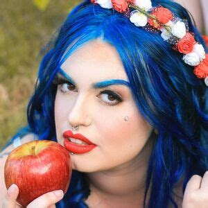 In-Demand Kiara Advani Inspired Bridal Set