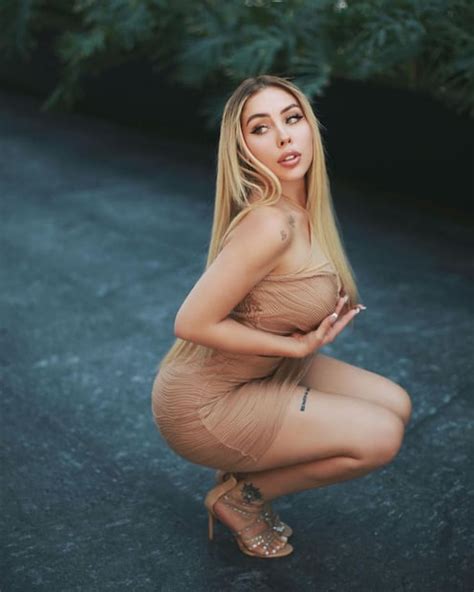 In-Demand Kiara Advani Inspired Bridal Set