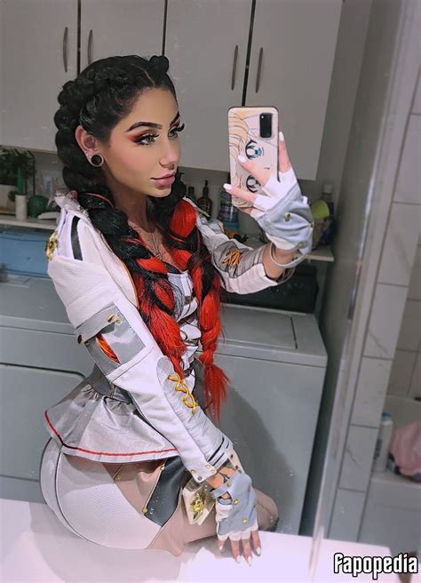 In-Demand Kiara Advani Inspired Bridal Set