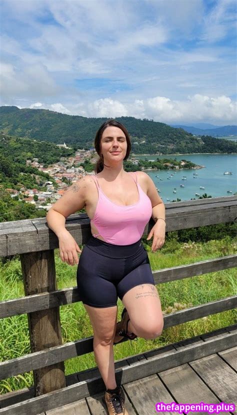 In-Demand Kiara Advani Inspired Bridal Set