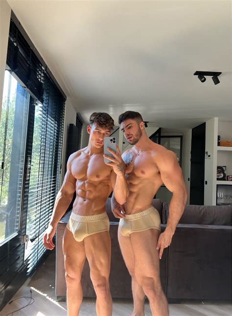 In-Demand Kiara Advani Inspired Bridal Set