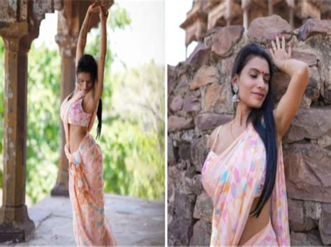 In-Demand Kiara Advani Inspired Bridal Set