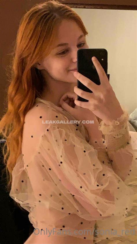 In-Demand Kiara Advani Inspired Bridal Set