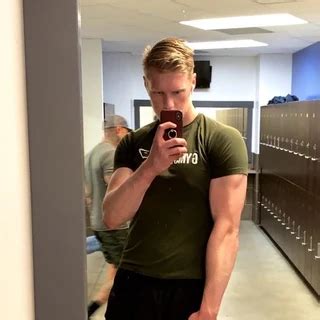 In-Demand Kiara Advani Inspired Bridal Set