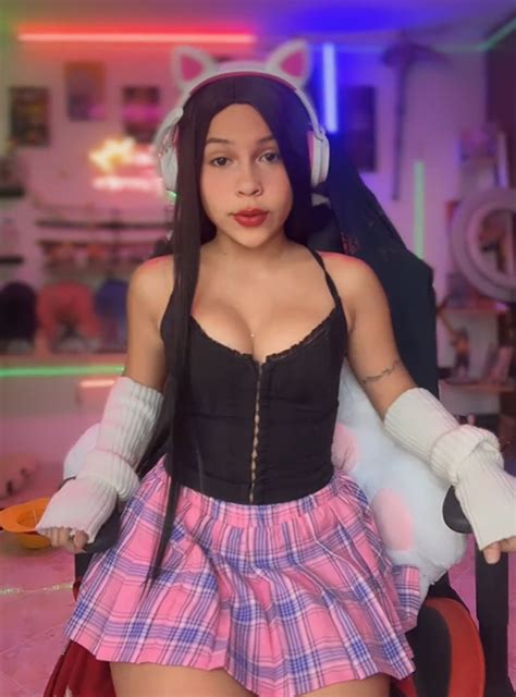 In-Demand Kiara Advani Inspired Bridal Set