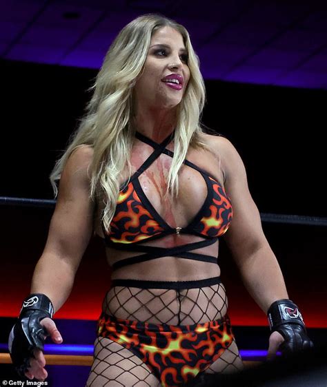 In-Demand Kiara Advani Inspired Bridal Set