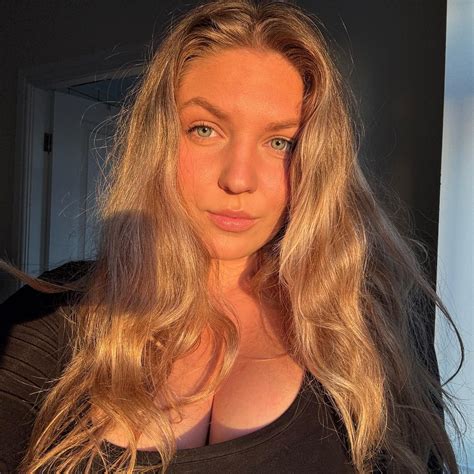 In-Demand Kiara Advani Inspired Bridal Set