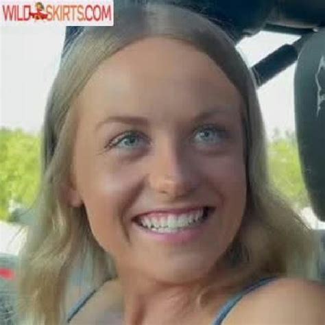 In-Demand Kiara Advani Inspired Bridal Set