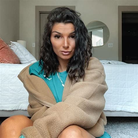 In-Demand Kiara Advani Inspired Bridal Set