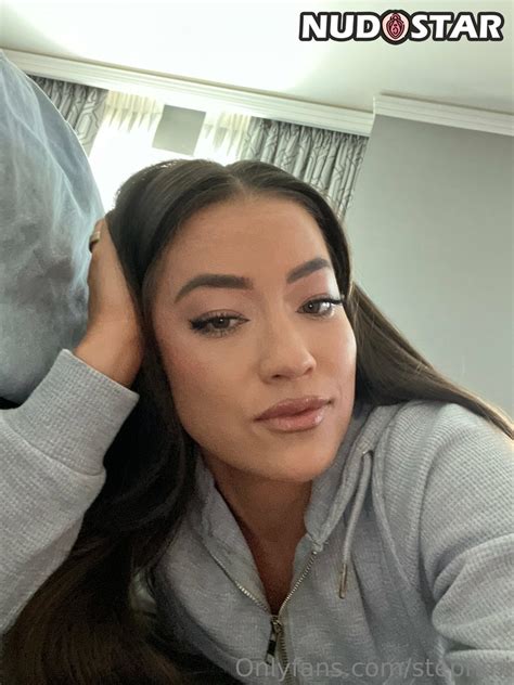 In-Demand Kiara Advani Inspired Bridal Set