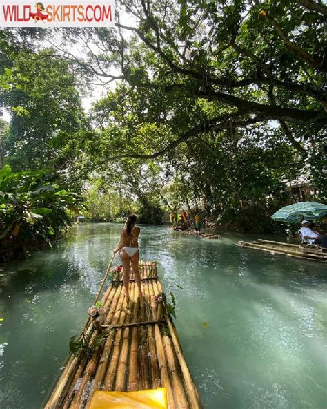 In-Demand Kiara Advani Inspired Bridal Set