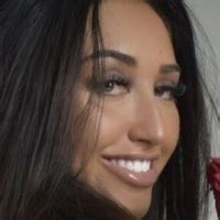 In-Demand Kiara Advani Inspired Bridal Set