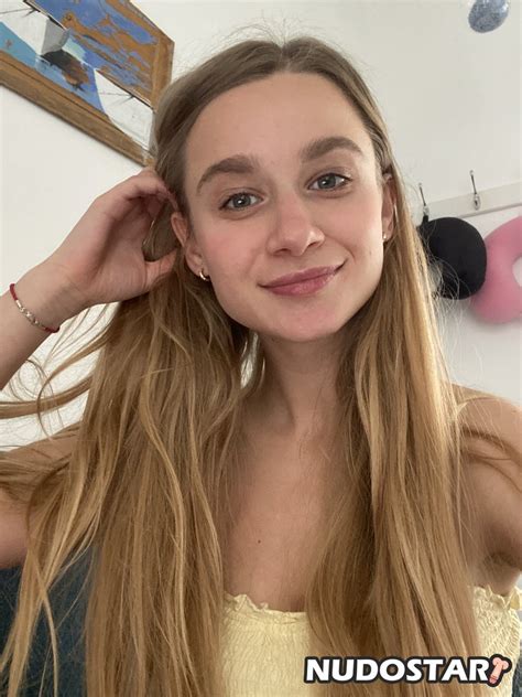 In-Demand Kiara Advani Inspired Bridal Set