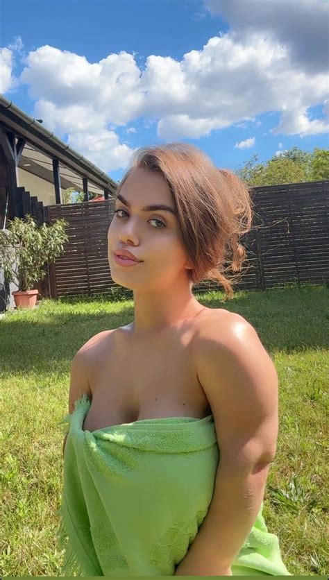 In-Demand Kiara Advani Inspired Bridal Set