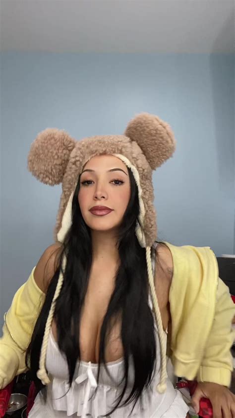 In-Demand Kiara Advani Inspired Bridal Set