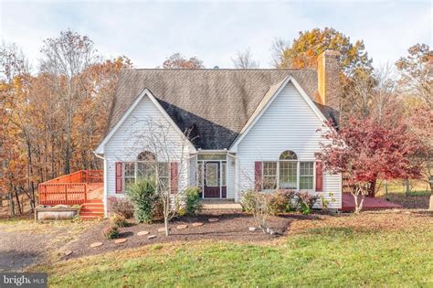 92 Bob White Ln, Hedgesville, WV 25427 Zillow