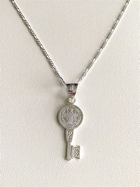 925 Sterling Silver Saint Benedict Necklace/ Dije y cadena de Plata 925 ...