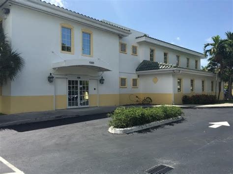 9300 SW 72nd St Miami, Florida, 33173. Rated 5/5 Based on 1 Review(s) WRITE A REVIEW SEND MESSAGE See Phone Number Call: 3053304959. WEBSITE. UPDATE PHYSICIAN .... 