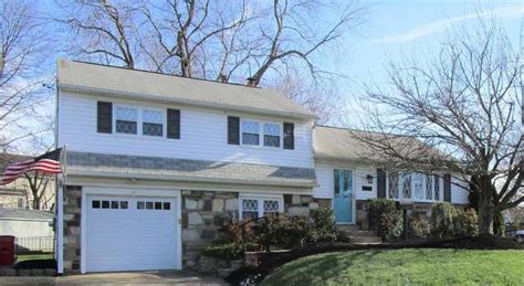 Sold - 945 Marian Rd, Warminster, PA - $385,000. View details, map and photos of this single family property with 3 bedrooms and 2 total baths. MLS# PABU518092.. 