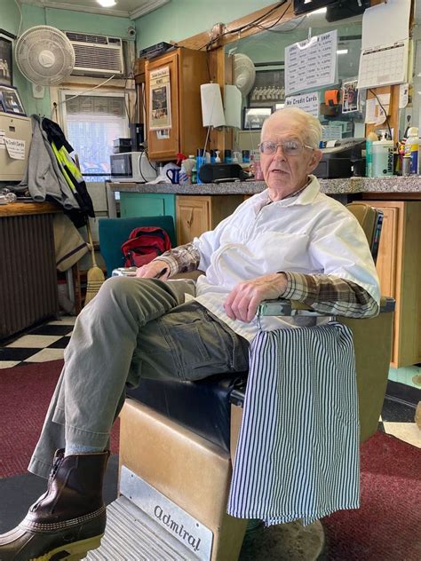95-year-old barber has 'no plans to stop' 5-decade career