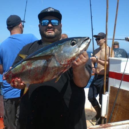 976 tuna.com. Aug 30, 2019 · Newport Landing. Thunderbird. Thu Aug 24th 5:55 PM. Jeff checked in for the Thunderbird out of Daveys Locker Newport Beach. Nice fishing today in good weather and we ended up with 32 bluefin today, 12 yellowtail and 1 dorado. Jeff has the current fish report for you below. 