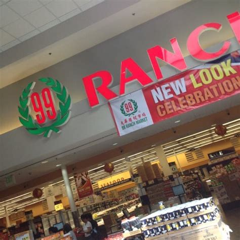 Drove down to Ranch 99 in Kent to shop. I like this store cause their seafood, meats and veggies are fresh and there is a big variety to choose from ... 99 Ranch is fairly large and had a great selection of the things you would typically look for in a market like this: housewares, sauces, rice, noodles, snacks galore, soy products etc. ...