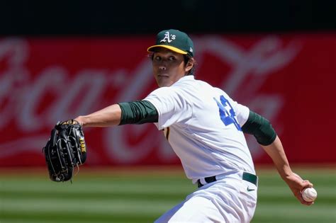 A’s Shintaro Fujinami delivers best outing, not good enough for historic win