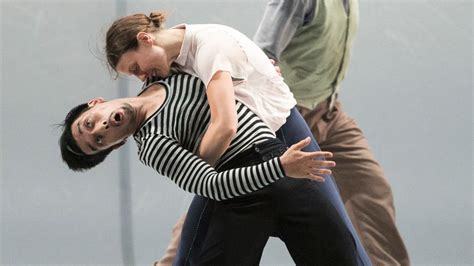 A Beginner's Guide to Contact Improvisation - Dance Spirit - muktibox.com