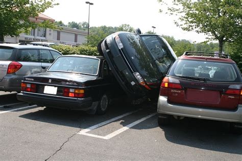 A Collection of the 10 Worst Parking Fails - National Numbers