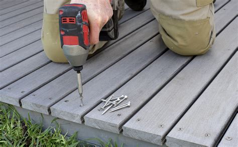 A Guide to Decking Screws and Fasteners