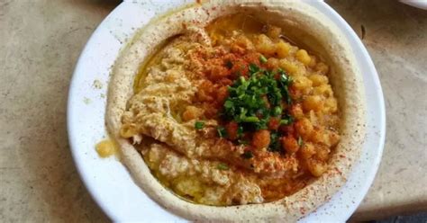 A History Of The Love Affair Between Israelis And Hummus