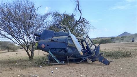 A Kenyan military helicopter has crashed near Somalia, and sources say all 8 on board have died