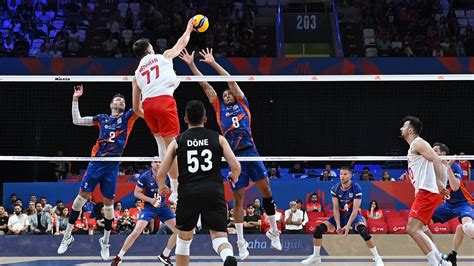 A Milli Erkek Voleybol Takımı, Hollanda'ya mağlup . 