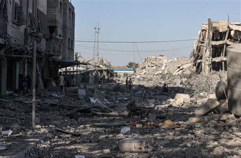 A Palestinian engineer who returned to Gaza City after fleeing south is killed in an airstrike